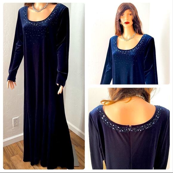 J.R. Nites Navy Velvet Sequined Gown Size 14W NWT - Picture 4 of 10